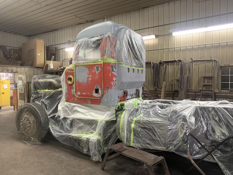 M & M Truck & Auto Body Inc Wellman, IA